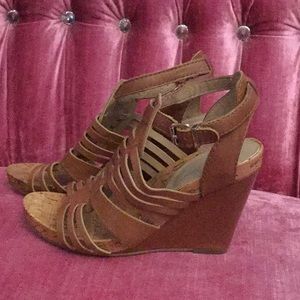 BCBG WEDGE SHOES